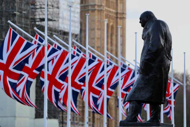 UK flags - Churchil